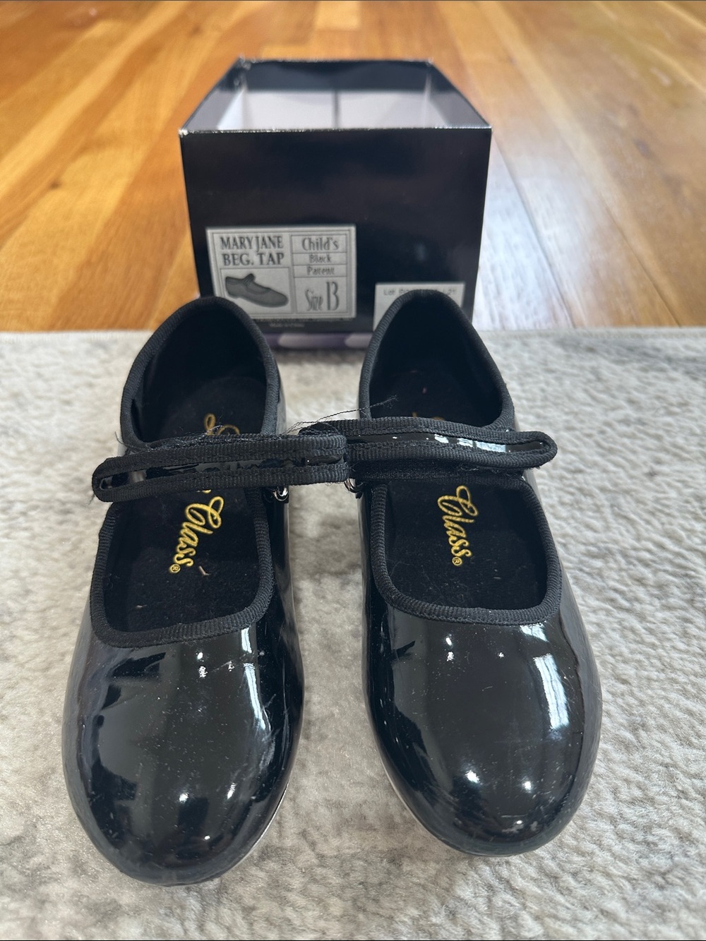 Dance Class Black Tap Shoes with Strap